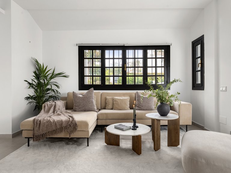 Apartment for Sale in Nueva Andalucía, Malaga 8