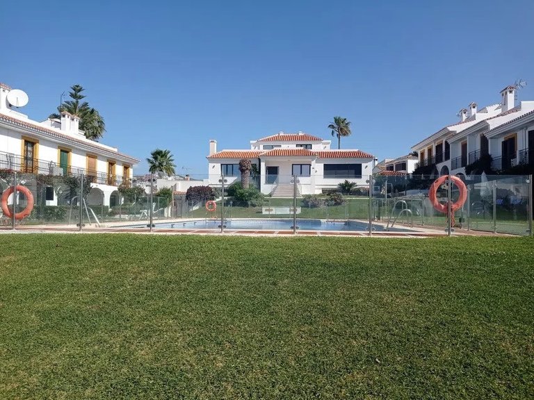 Villa for Sale in Calahonda, Malaga 1