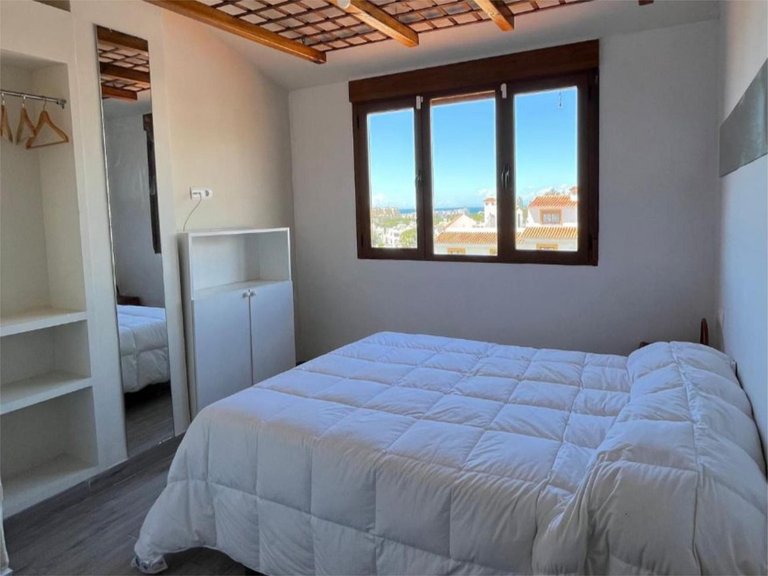 Villa for Sale in Calahonda, Malaga 10