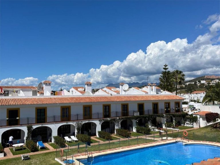 Villa for Sale in Calahonda, Malaga 3
