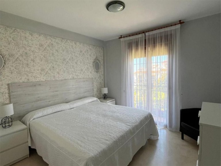 Villa for Sale in Calahonda, Malaga 8