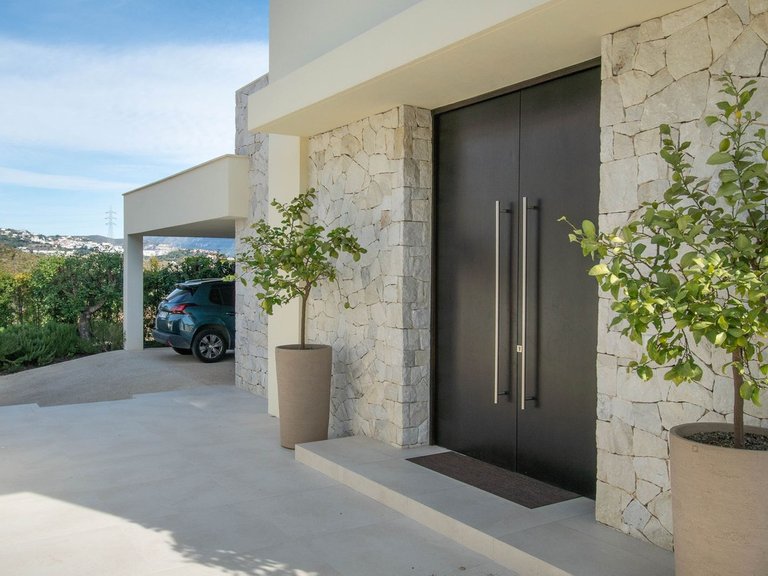 Villa for Sale in Benahavís, Malaga 73