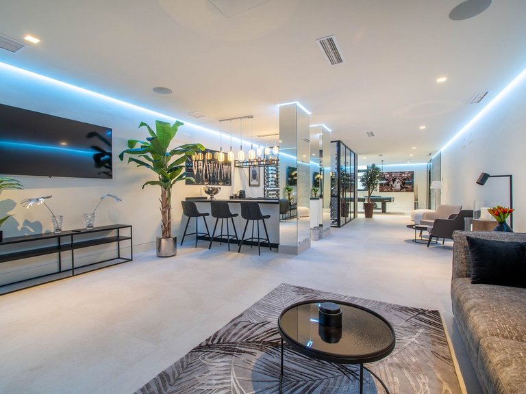 Villa for Sale in Benahavís, Malaga 91