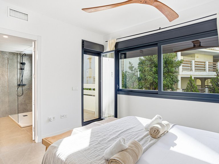Villa for Sale in Estepona, Malaga 15