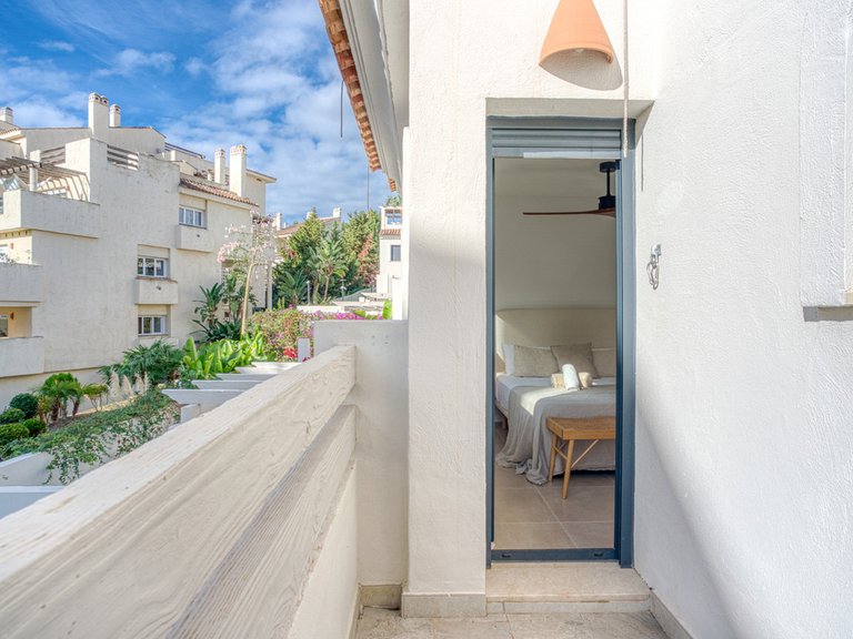 Villa for Sale in Estepona, Malaga 18