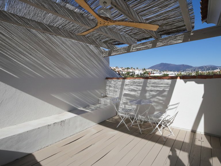 Villa for Sale in Estepona, Malaga 26