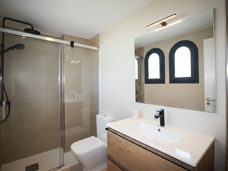 Villa for Sale in Estepona, Malaga 27
