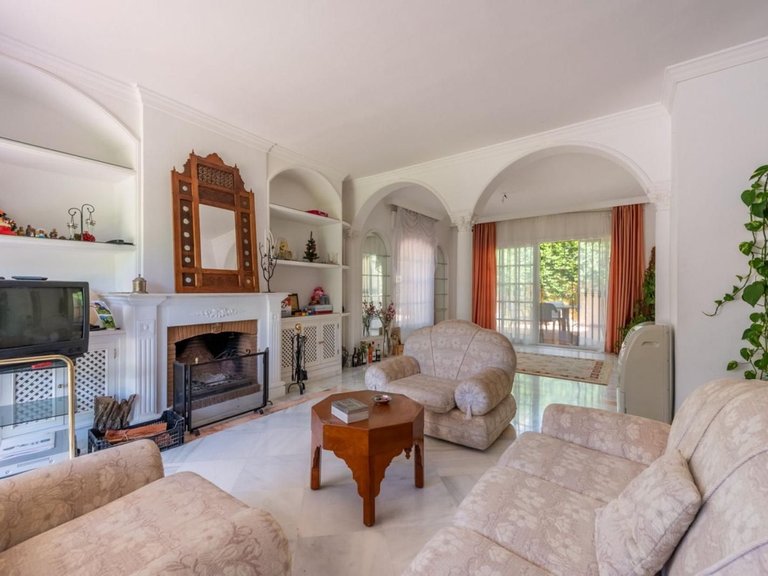 Villa for Sale in Marbella, Malaga 16
