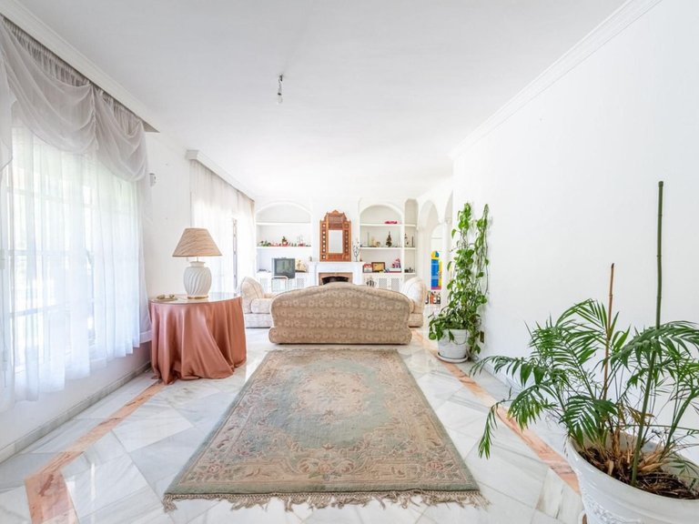 Villa for Sale in Marbella, Malaga 19