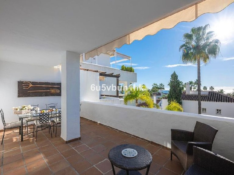 Apartment for Sale in Bahía De Marbella, Malaga 11