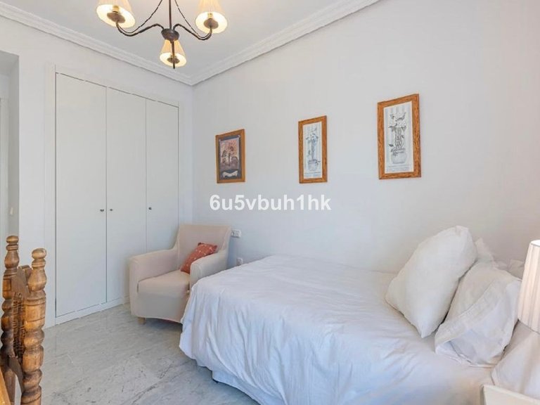 Apartment for Sale in Bahía De Marbella, Malaga 22