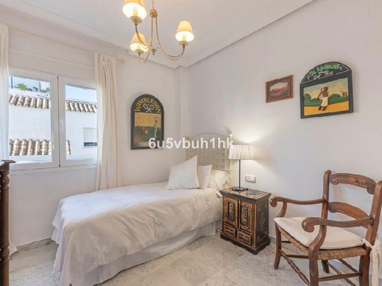 Apartment for Sale in Bahía De Marbella, Malaga 24