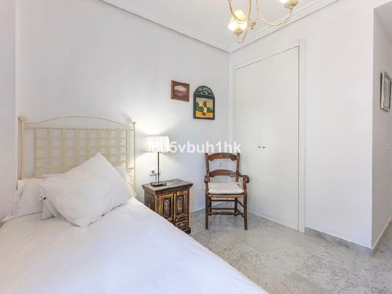 Apartment for Sale in Bahía De Marbella, Malaga 25