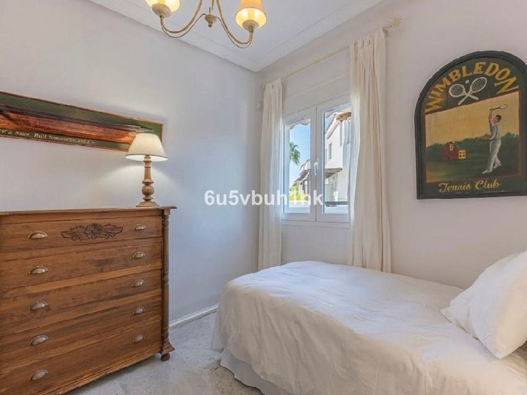 Apartment for Sale in Bahía De Marbella, Malaga 26
