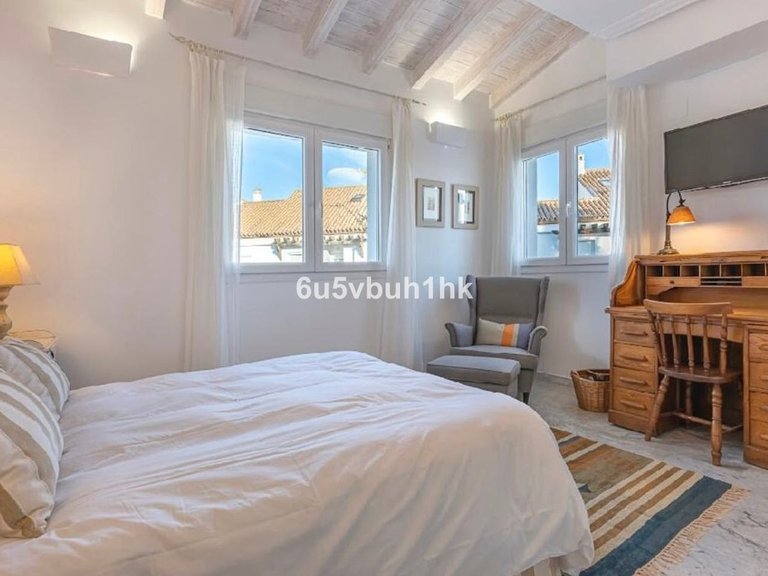 Apartment for Sale in Bahía De Marbella, Malaga 34
