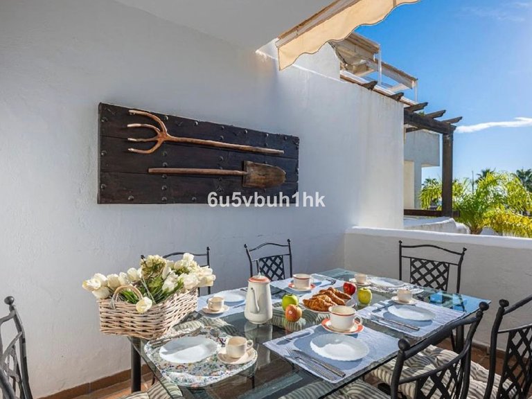Apartment for Sale in Bahía De Marbella, Malaga 9