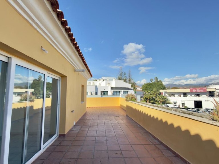 Apartment for Sale in Cancelada, Malaga 5