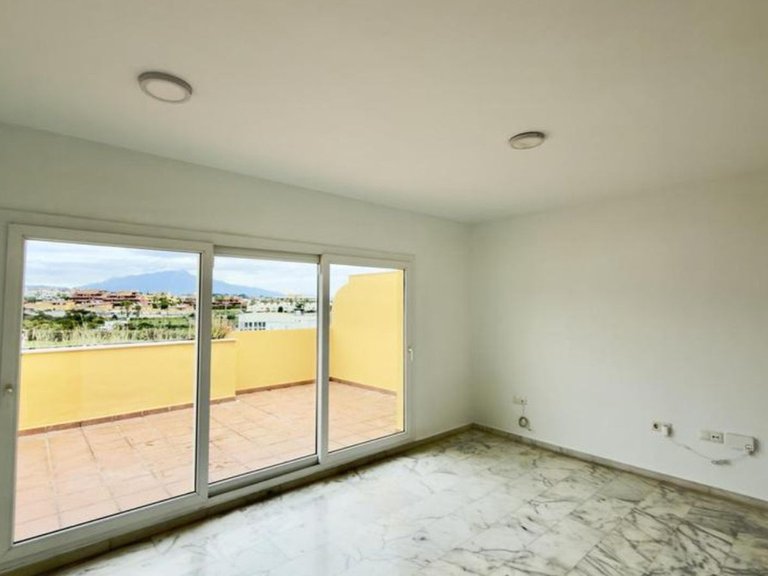 Apartment for Sale in Cancelada, Malaga 9