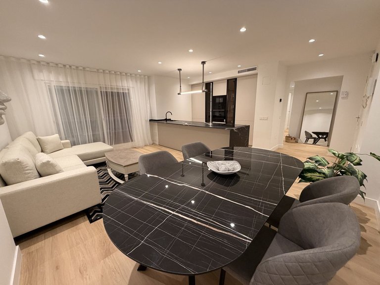 Apartment for Sale in Nueva Andalucía, Malaga 5