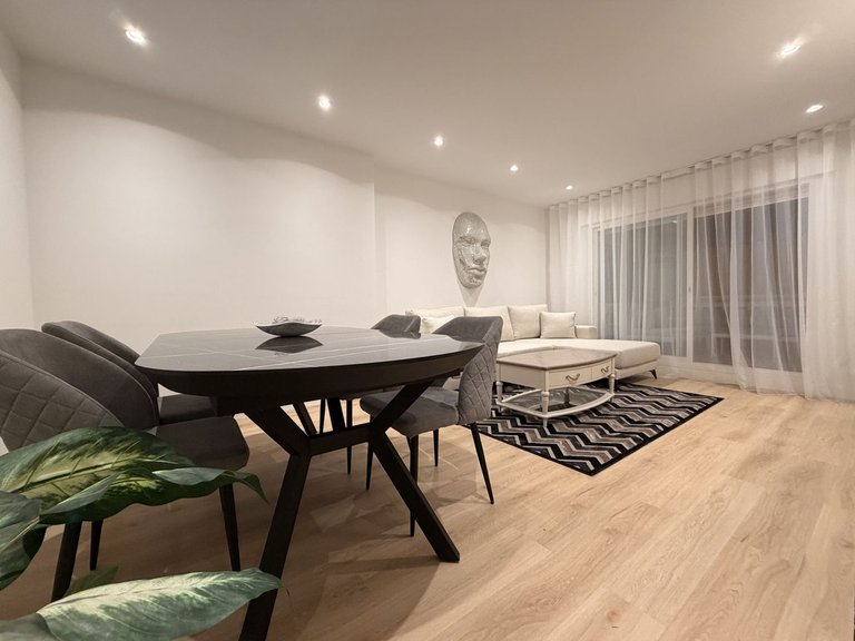 Apartment for Sale in Nueva Andalucía, Malaga 9
