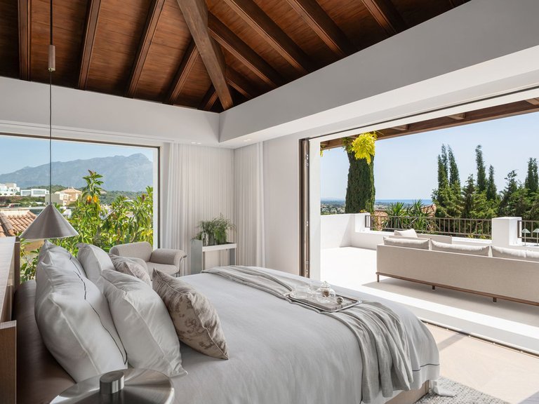 Villa for Sale in Benahavís, Malaga 21