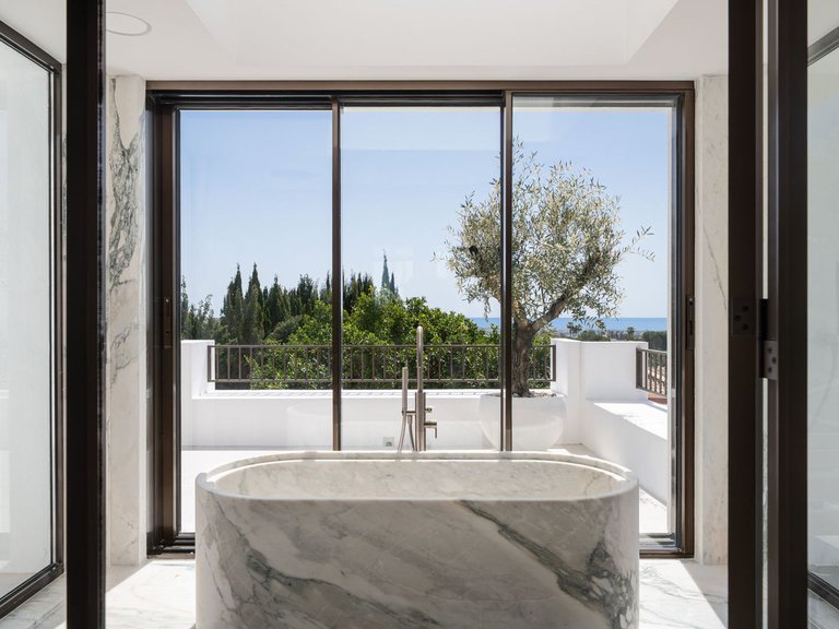 Villa for Sale in Benahavís, Malaga 24