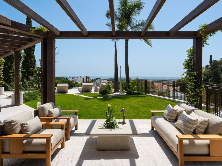 Villa for Sale in Benahavís, Malaga 41