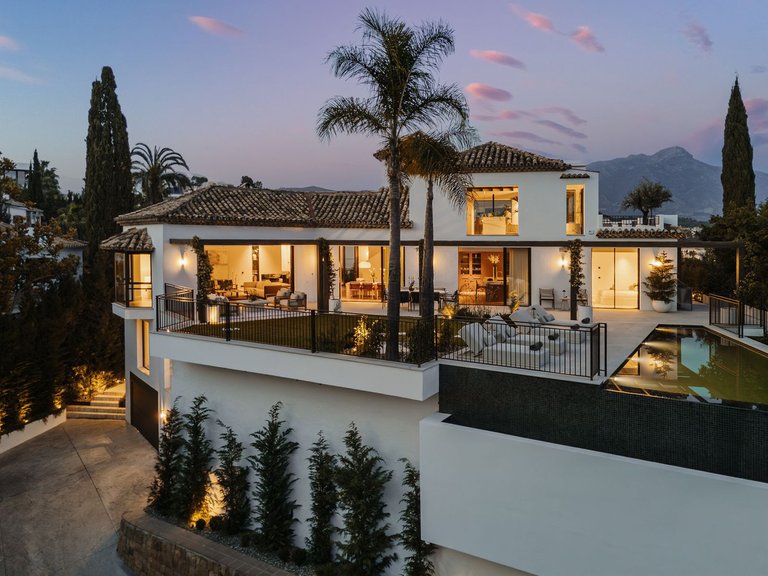 Villa for Sale in Benahavís, Malaga 7