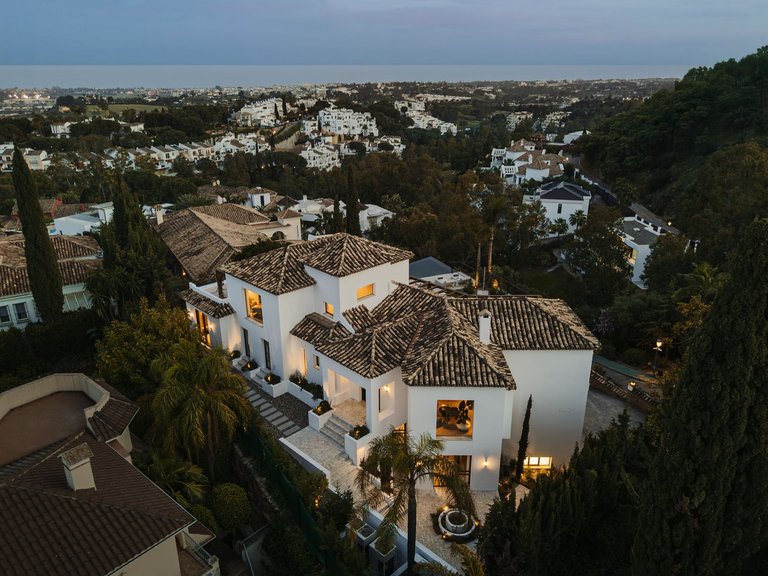 Villa for Sale in Benahavís, Malaga 9