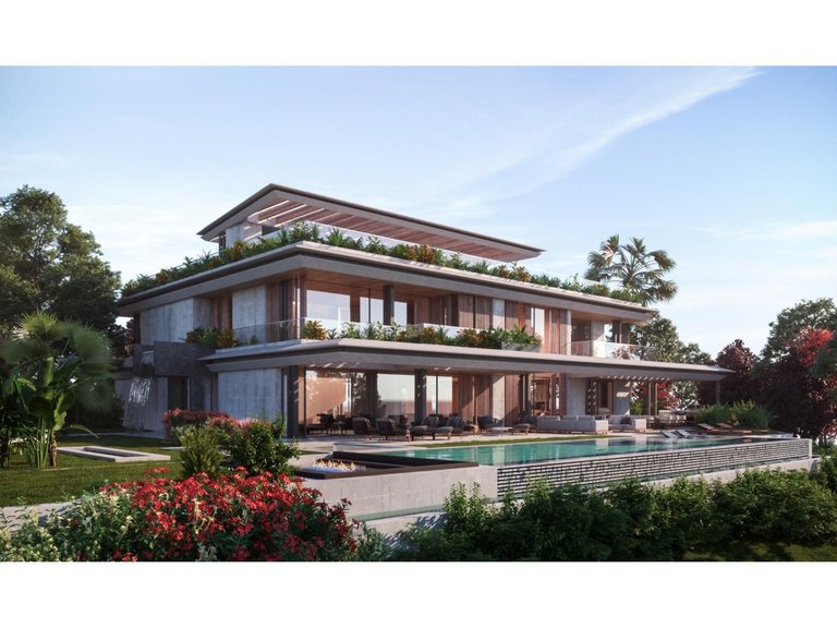 Villa for Sale in Nagüeles, Malaga 1