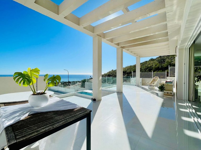 Villa for Sale in Benalmadena, Malaga 10