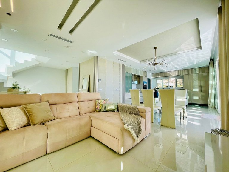 Villa for Sale in Benalmadena, Malaga 9