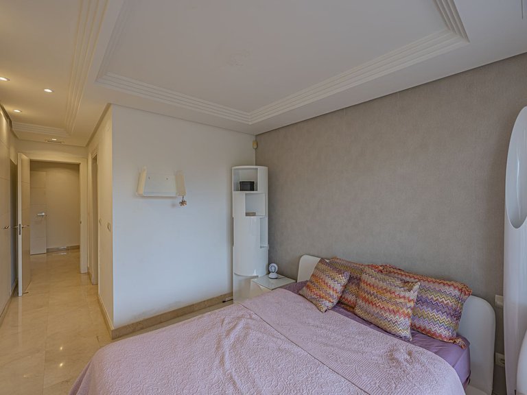 Apartment for Sale in Nueva Andalucía, Malaga 12