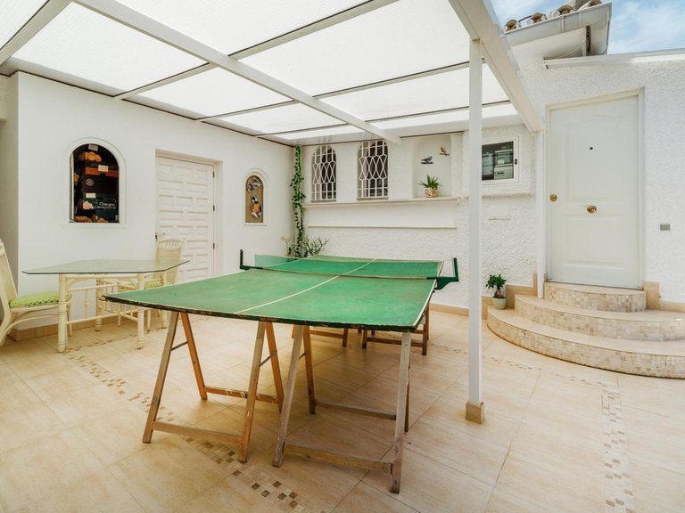 Villa for Sale in Estepona, Malaga 18