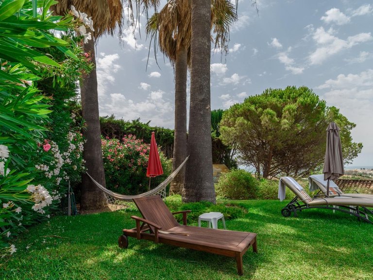 Villa for Sale in Estepona, Malaga 6