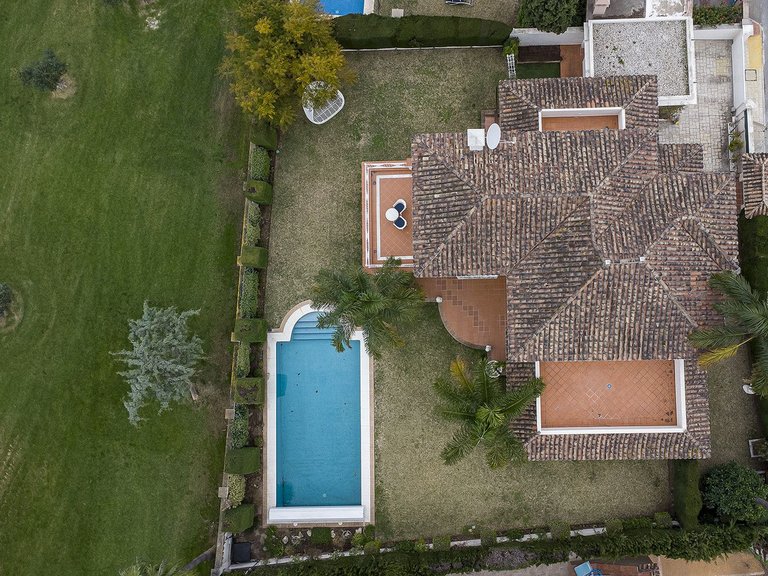 Villa for Sale in Guadalmina Alta, Malaga 28