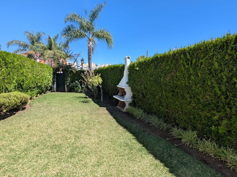 Villa for Sale in San Pedro De Alcántara, Malaga 5