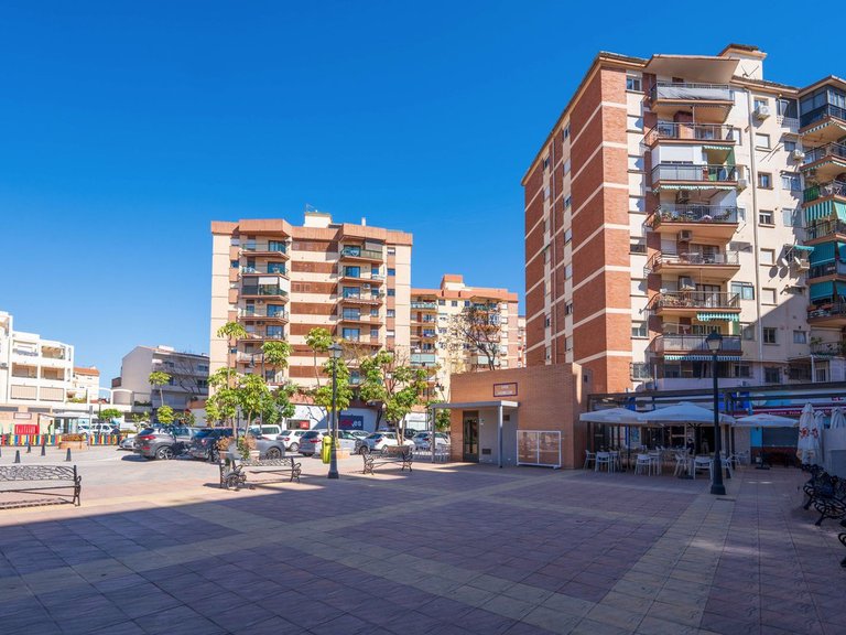 Apartment for Sale in Fuengirola, Malaga 32