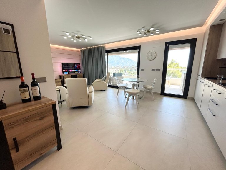 Apartment for Sale in La Quinta, Malaga 17