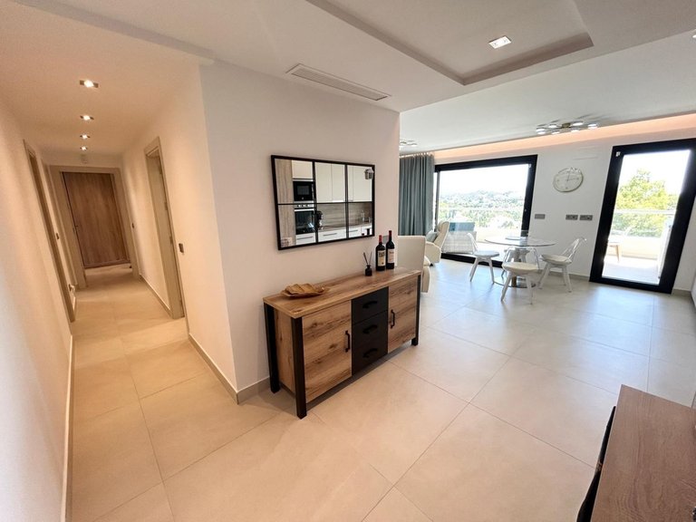 Apartment for Sale in La Quinta, Malaga 28