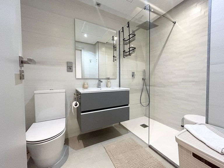 Apartment for Sale in La Quinta, Malaga 36