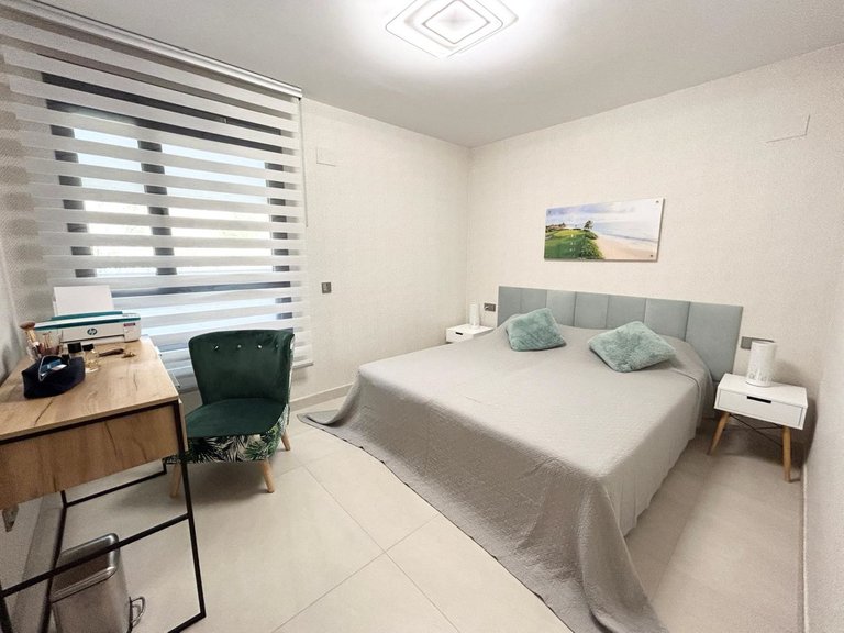 Apartment for Sale in La Quinta, Malaga 4