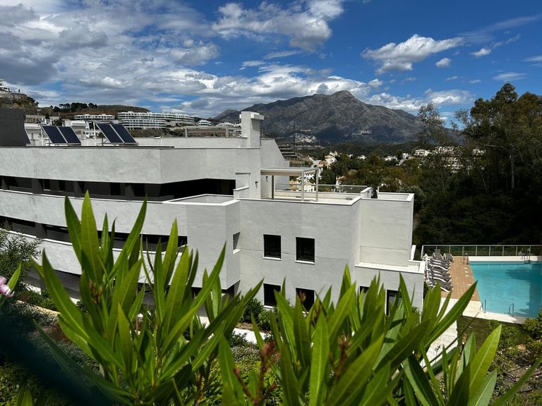 Apartment for Sale in La Quinta, Malaga 8