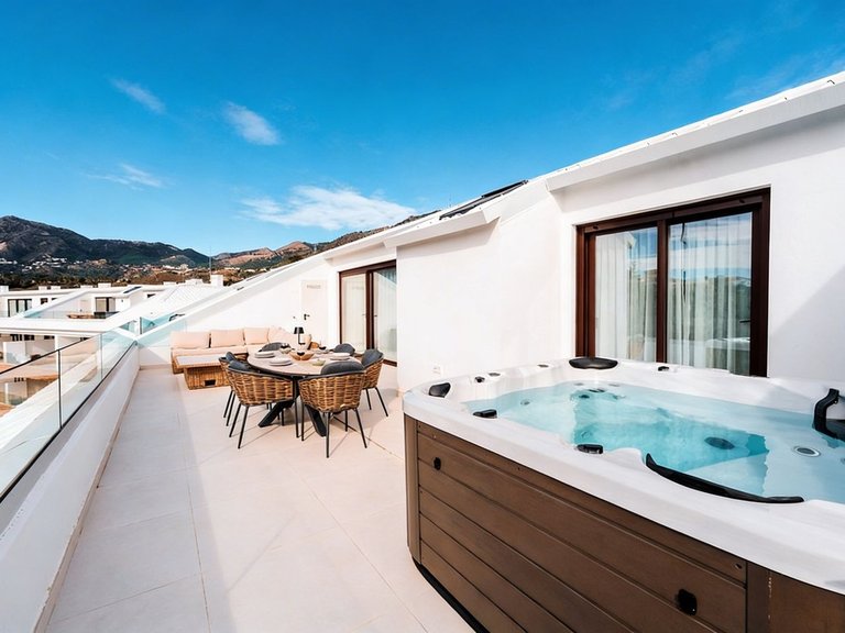 Apartment for Sale in Fuengirola, Malaga 1