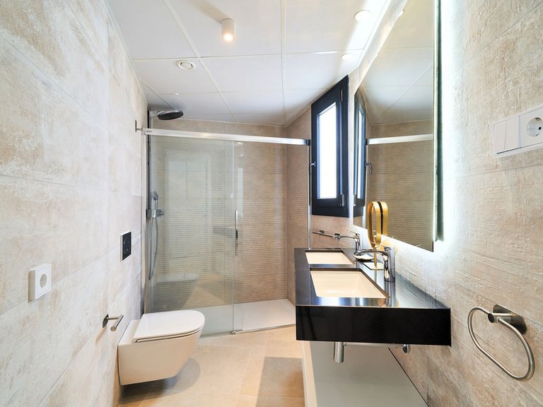Apartment for Sale in Fuengirola, Malaga 17