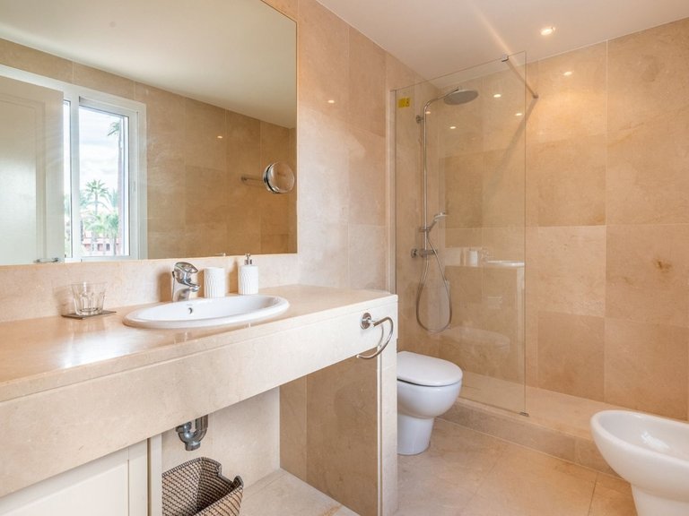 Apartment for Sale in Sotogrande, Cadiz 14