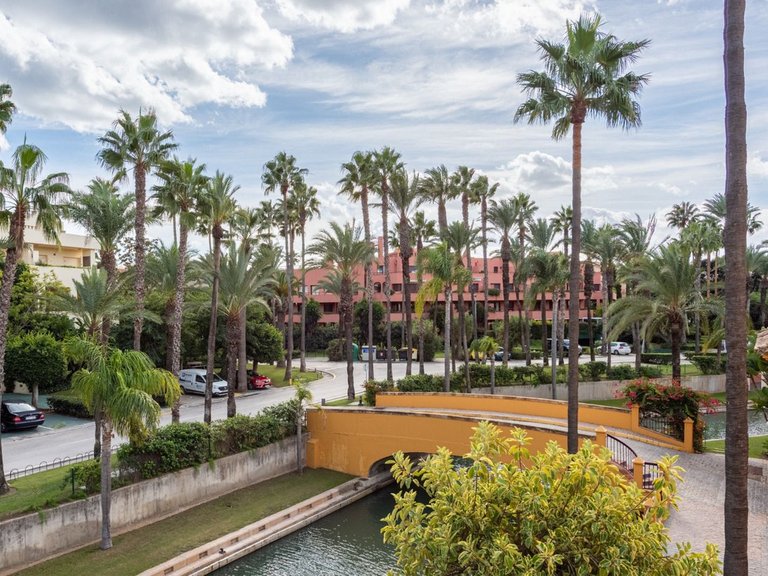 Apartment for Sale in Sotogrande, Cadiz 18