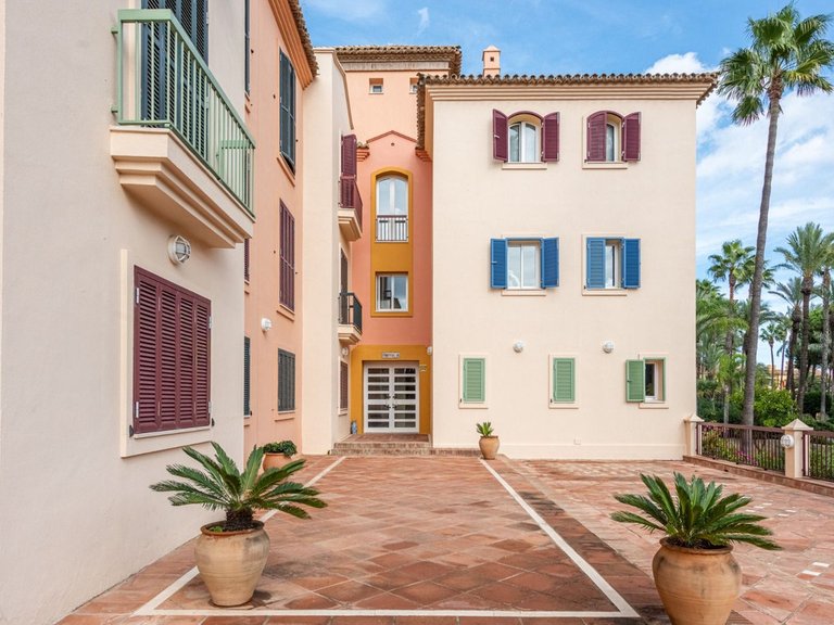 Apartment for Sale in Sotogrande, Cadiz 2