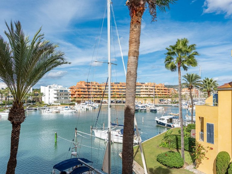 Apartment for Sale in Sotogrande, Cadiz 3