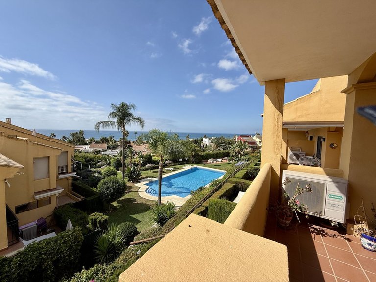 Villa for Sale in Elviria, Malaga 18